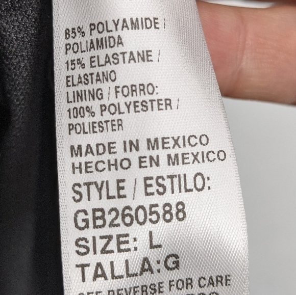 NWT Gianni Bini Midnight Garden PlungeOne-Piece Swimsuit - Picture 5 of 7